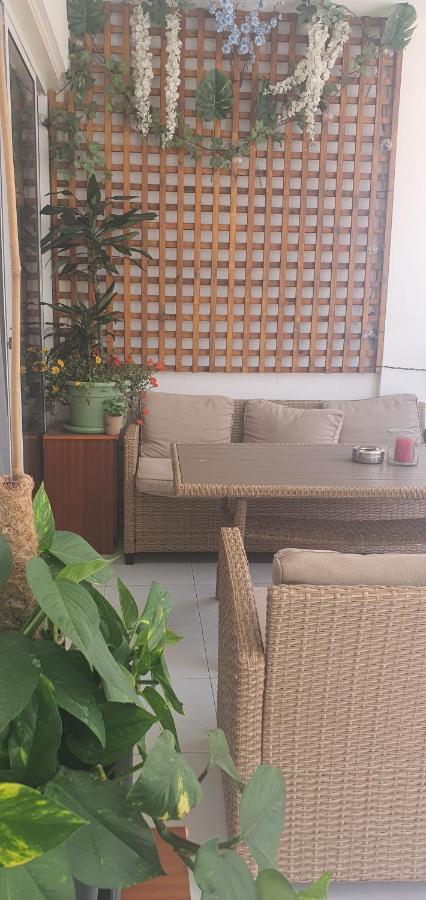 Stefaris "Koutsou Court 105" Lárnaca Exterior foto